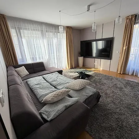 Apartment Luxury Flat *