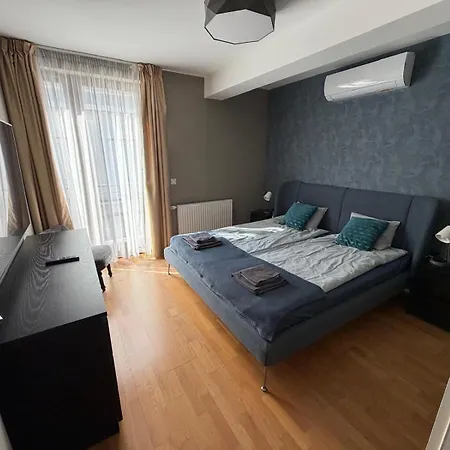 Luxury Flat Apartment *
